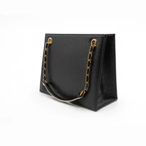 Black croc chain hand carry bag design in Pakistan by Nouvaid Center, luxurious and stylish leather hand bag for women.
